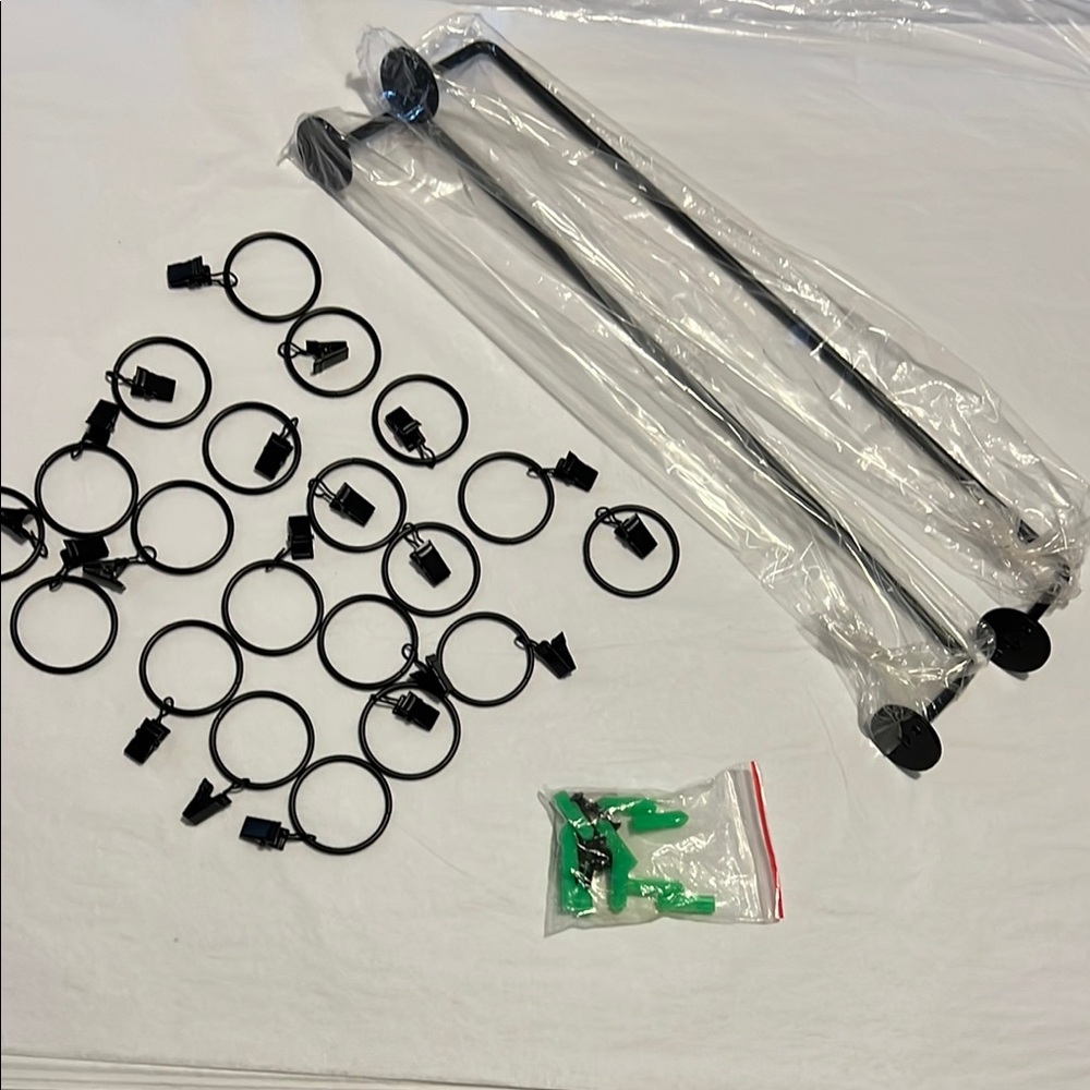 NIB HAT RACK w/20 CLIPS